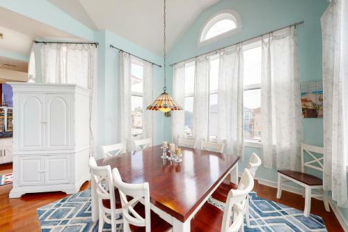 Villa Rose' Ms12