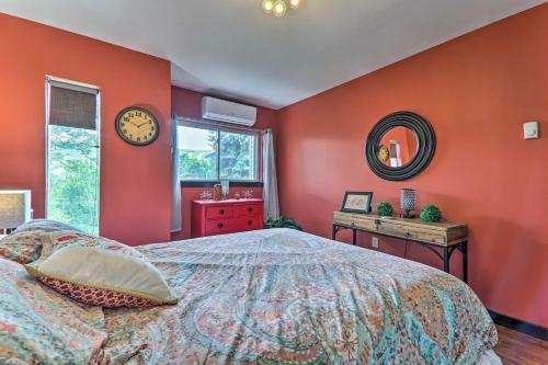 Stylish Tannersville Townhome With Fire Pit!