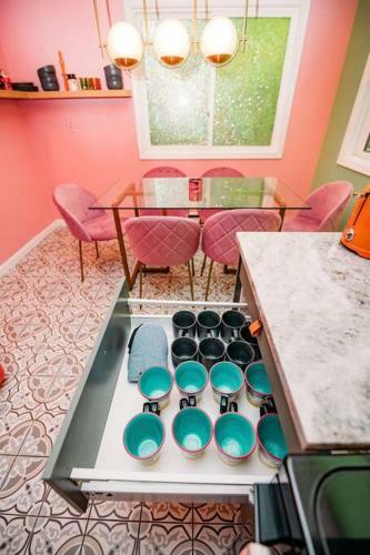 Apartamento Unique And Colorful ~ Chefs Kitchen ~ Hot Tub