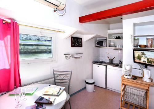 Apartamento Studio Sur Peniche, Le Cormoran, Bord De Saone A Lyon