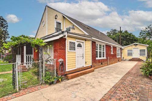 Unique Houston Getaway About 1 Mi To Downtown!