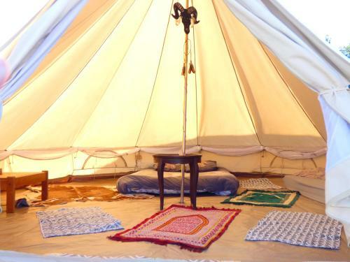 Nuit Insolite � La Ferme, Inuit Dream Tent