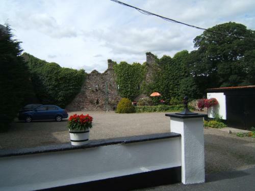 Hostal Faythe Guesthouse