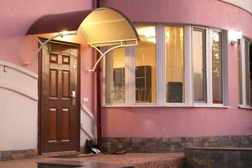 Comfortable Villa Near Tash Rabat Mall