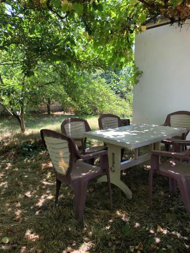 Jabal Villa