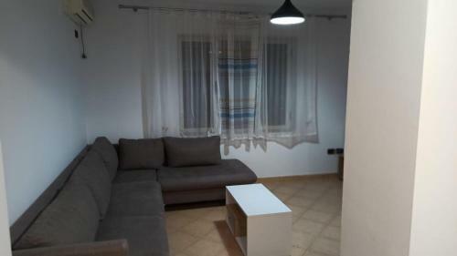 Lovely 2 Bedroom Adora's Apartament With Patio