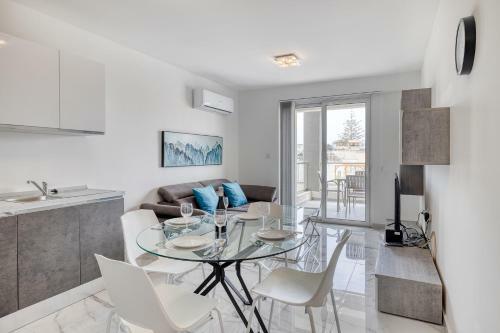 Deluxe 2br Apartment In Central St Julians