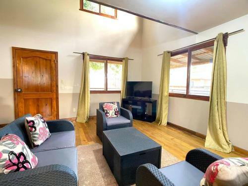 Mango House @sandy Bay