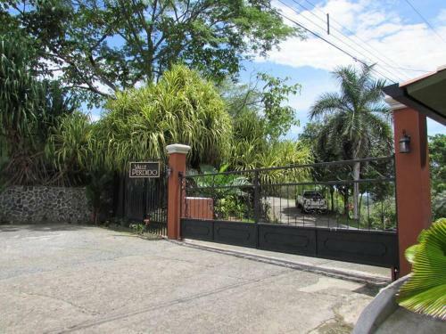 Villa Casa Amarillo Jaco Beach Costa Rica