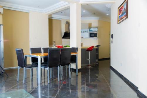 Apartamento 3 Bedroom Fully Furnished Available For Rent