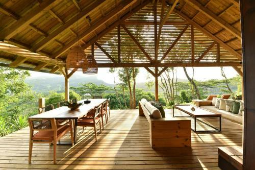 Villa Chamgaia - Private Eco Lodge