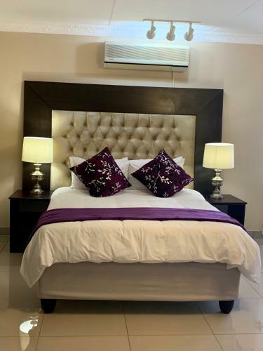 Hostal Pentagon Guesthouse