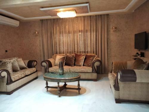 Villa Avec Piscine D�tente Et Relaxation