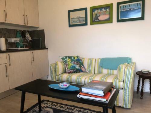 Apartamento The Speckled Egg, 4 Promenade Rd, Lakeside, Cape Town