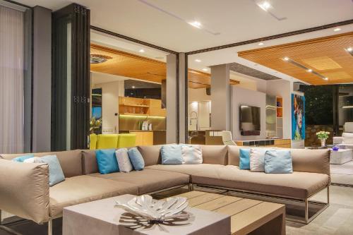 Villa Geneva House