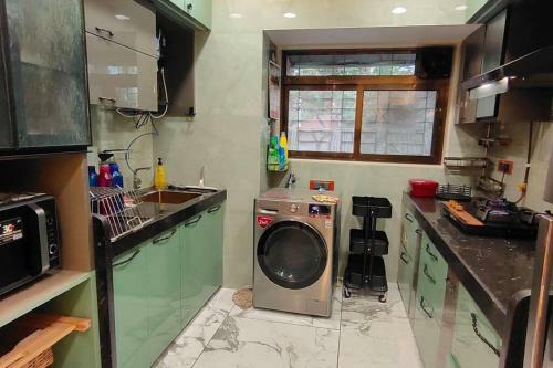 City Homes Crystal Apartment