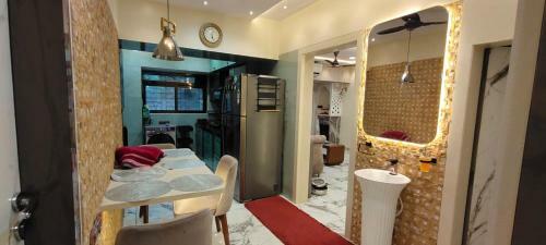 City Homes Crystal Apartment