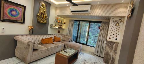 City Homes Crystal Apartment