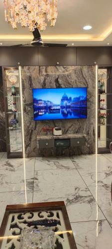 City Homes Crystal Apartment