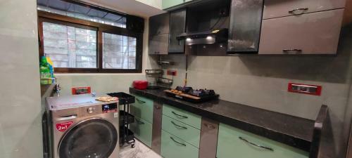 City Homes Crystal Apartment