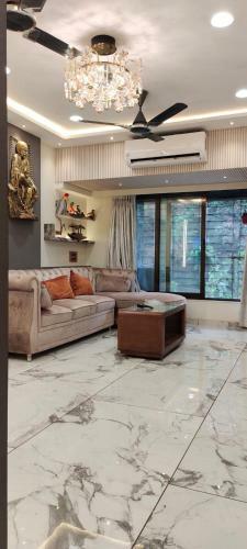 City Homes Crystal Apartment