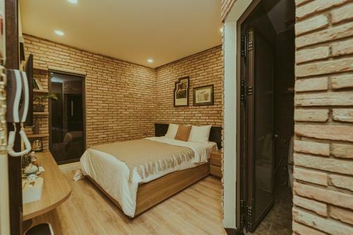 Hotel The Brick Home Dalat