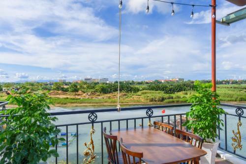 Gi� Chi?u Homestay