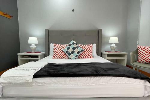 Acogedora Villa Con Piscina