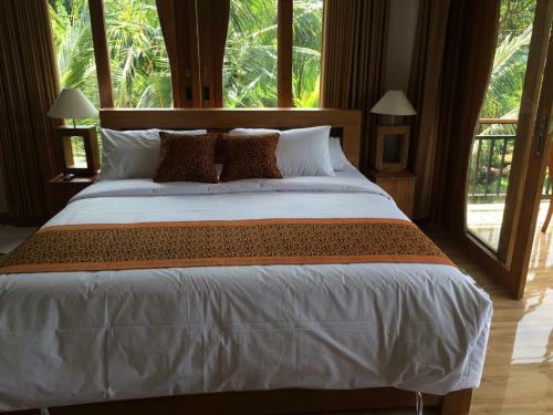 Hostal Room In Villa - Villa - Warung Aromachampuhan