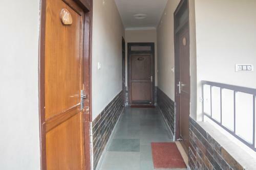 Hotel Oyo 7778 Dhikuli