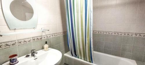 Lovely 2-bed Apartment In Costa Esuri