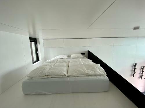 High End Sea Cabins At � In Lofoten. Cabin 1