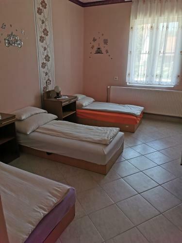 Hostal Szandika Vend�gh�z