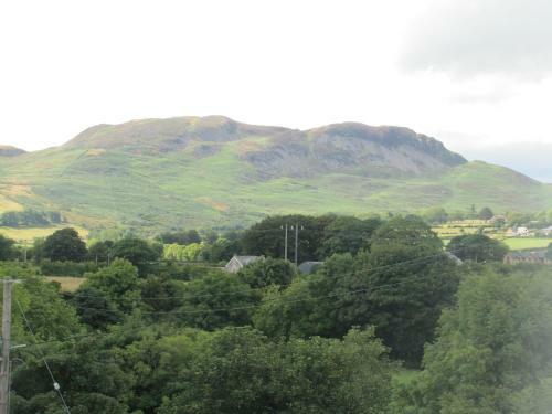 Riverside Lodge B&B