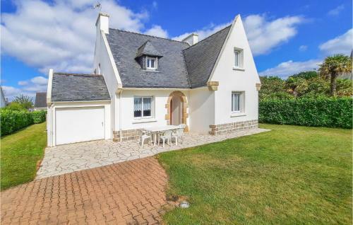 Awesome Home In B�nodet With 3 Bedrooms