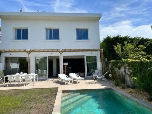 Villa42barth Yourhosthelper