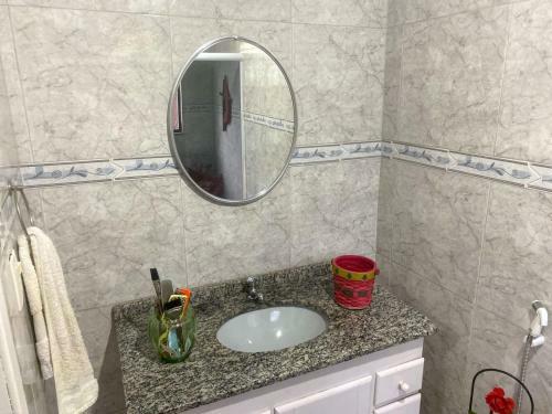 Casa Agrad�vel Com Piscina E Lareira