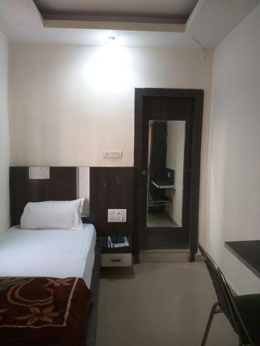 Hotel Regency Priya