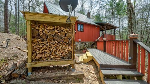 Pioneer Lodge - Cozy Cabin In Blue Ridge