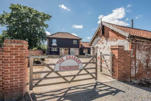 The Granary At Red House Farm