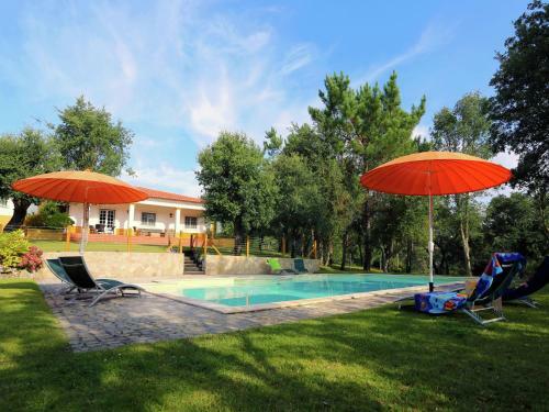 Luxurious Villa In Caldas Da Rainha With Swimming Pool