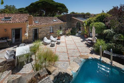 Stylish Guesthouse With Pool In Natural Park