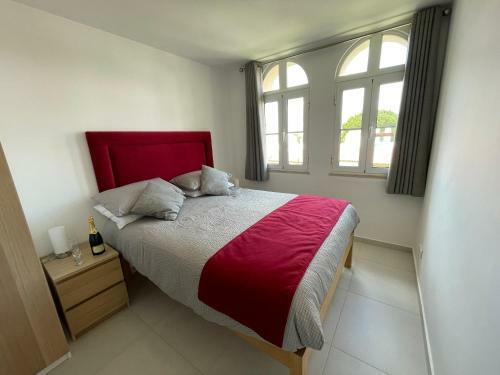Orange Tree - Stylish 2 Bedroom Apartment In Old Village