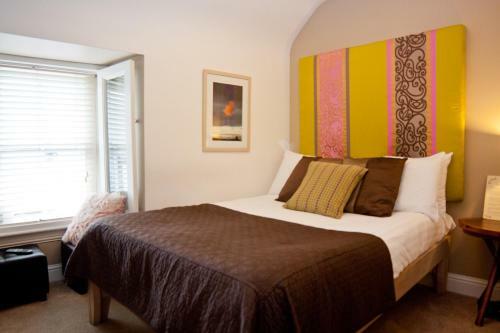 Hostal 7 Cross Street Boutique Townhouse