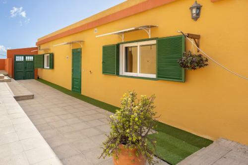 House Maye, With Terrace, Parking, Views And Bbq