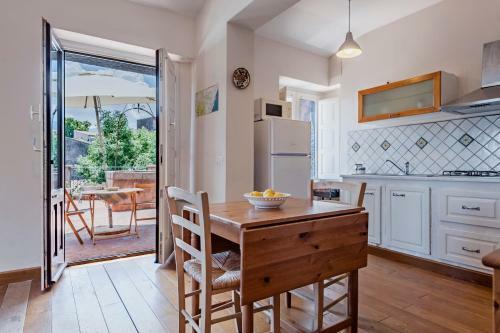 Gli Iris Apartments By Wonderful Italy