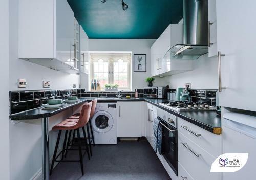 Apartamento ?cosy 4 Bed ?master Ensuite ?nr Park ?liverpool