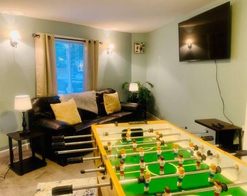 Game Room Sleeps 8 Waterfront Community