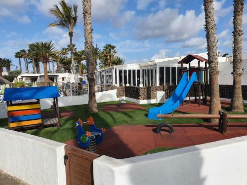 Las Brisas 71