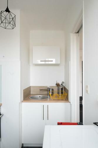 Apartamento Studio Cocooning 2 �toiles / Clim / Plage 7min � Pied